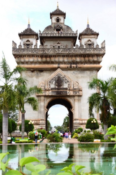 patuxay3 - Patuxay – Khải hoàn môn ở Viên Chăn