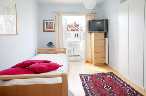 nha 8 - Nhà 2 tầng decor xinh xắn