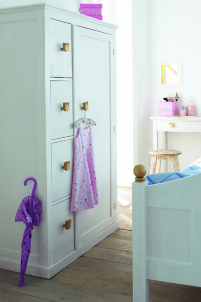 tuquanao7 - 12 mẫu tủ quần áo đáng yêu của trẻ