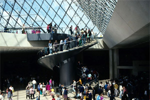 pari6 - Kim tự tháp kính Paris