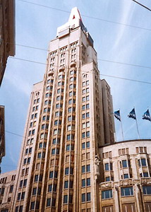 chauau3 - Tòa nhà cao tầng đầu tiên ở châu Âu