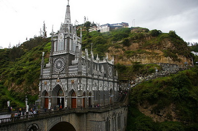 laslajas7 - Las Lajas – Nhà thờ đẹp và bí ẩn nhất thế giới