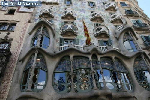 antoni2 - Muôn trạng kiến trúc của Antoni Gaudí