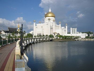 brunei - Sultan Omar Ali Saifuddin - niềm tự hào Brunei