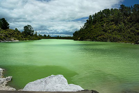 honuoc11 - 7 hồ nước với sắc màu tự nhiên độc đáo nhất trên thế giới