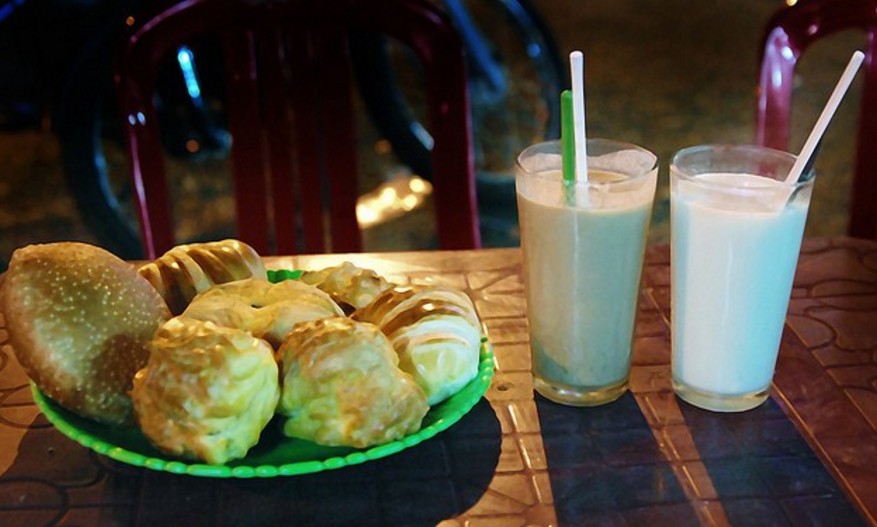 Sữa đậu nành bánh ngọt ở Đà Lạt