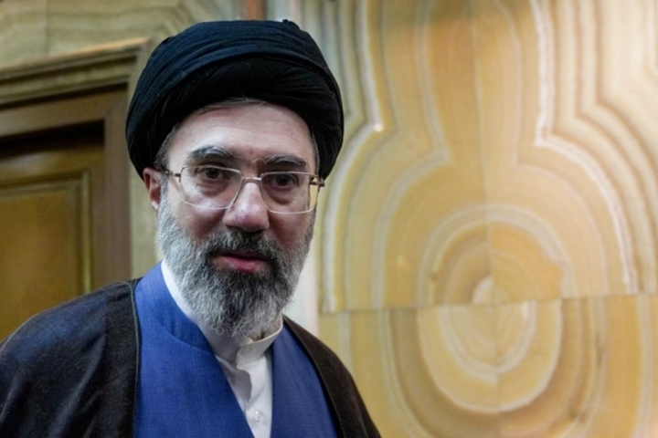 Lãnh tụ tối cao Iran tuyên bố Mỹ không còn nơi trú ẩn an toàn ở vùng Vịnh