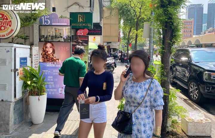 Người TP.HCM ‘toát mồ hôi’ đi bán kim cương